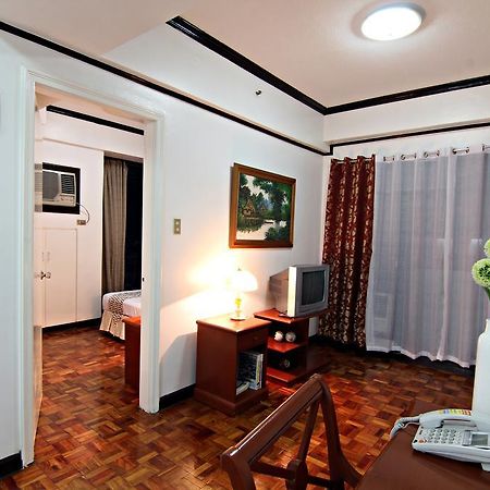 Mpt Suites Makati City Kültér fotó