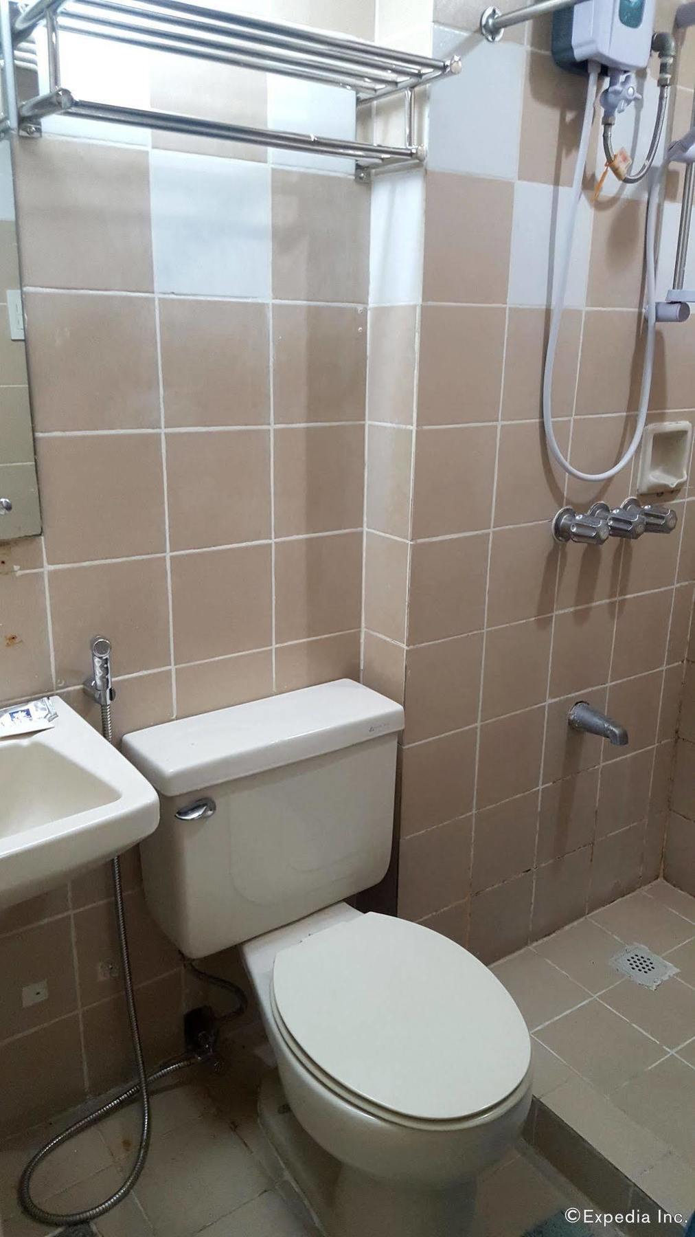Mpt Suites Makati City Kültér fotó
