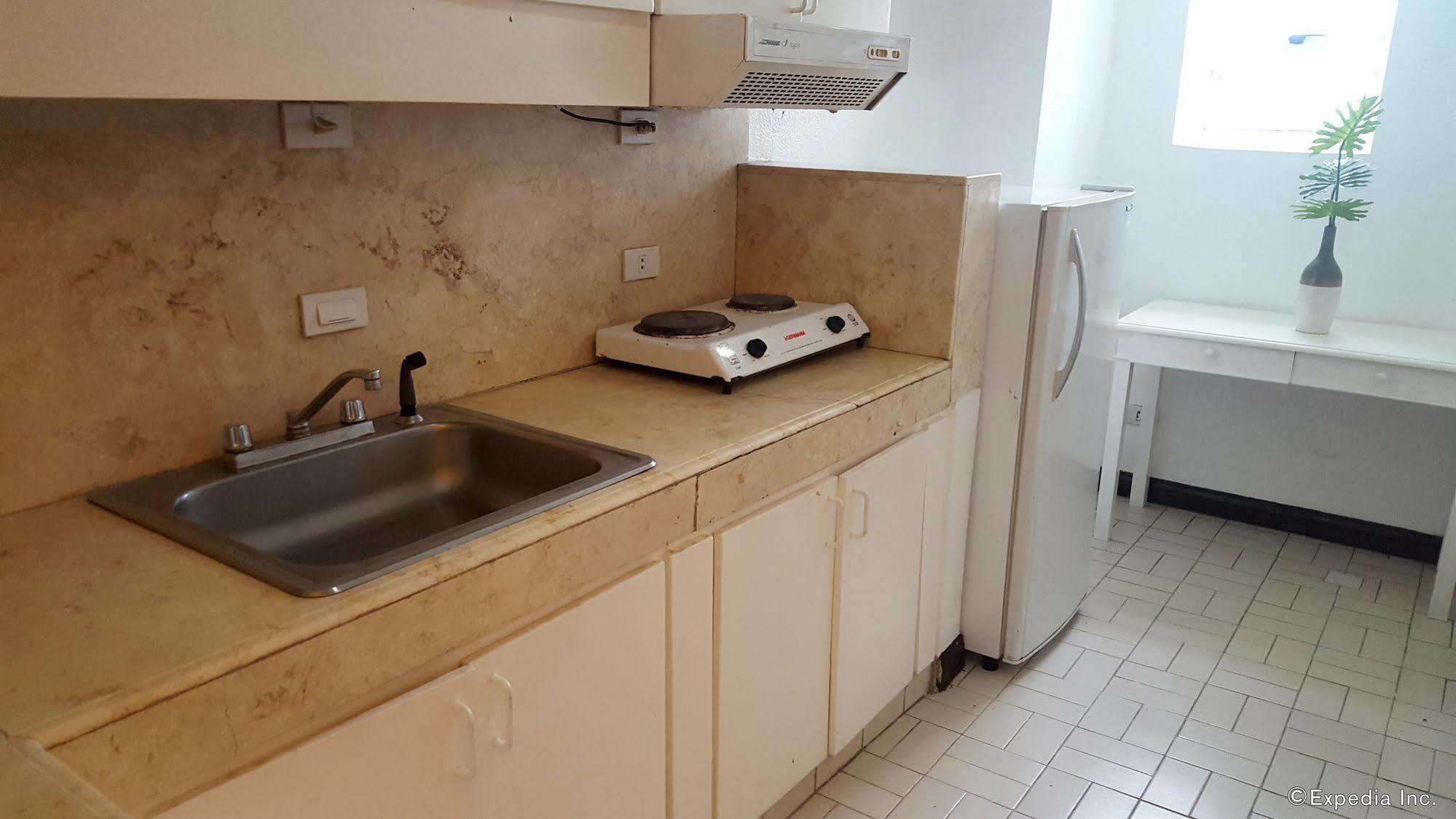 Mpt Suites Makati City Kültér fotó