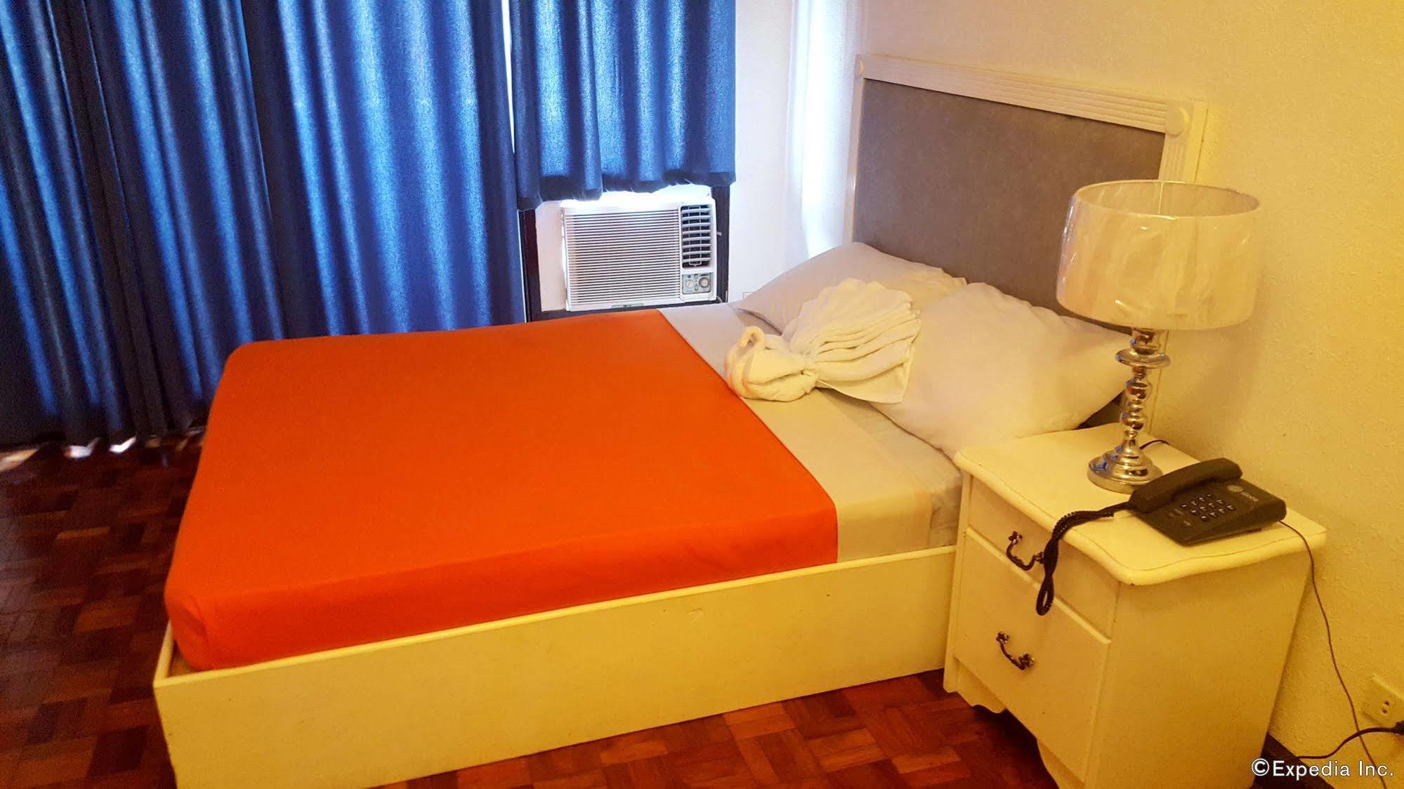 Mpt Suites Makati City Kültér fotó